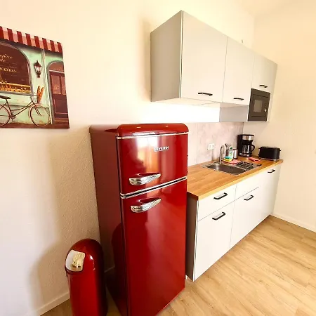 Burgunder - Nahe Boehringer Schott Stadtnah - Helle Ruhige 3-zimmerwohnung Mainz