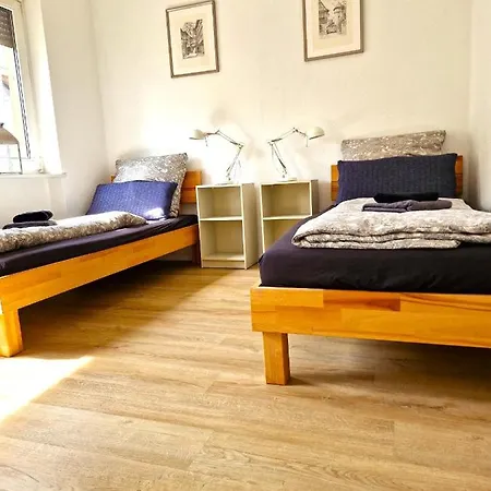 Burgunder - Helle Und Geraeumige Apartment *