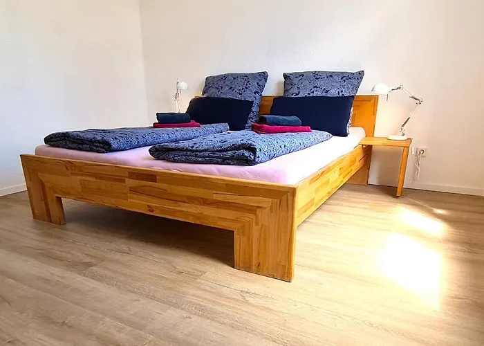 Burgunder - Helle Und Ruhige In Uninaehe דירה *