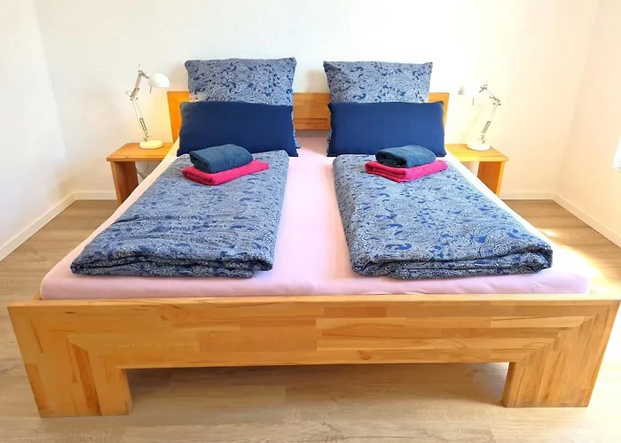 Burgunder - Helle Und Ruhige In Uninaehe *